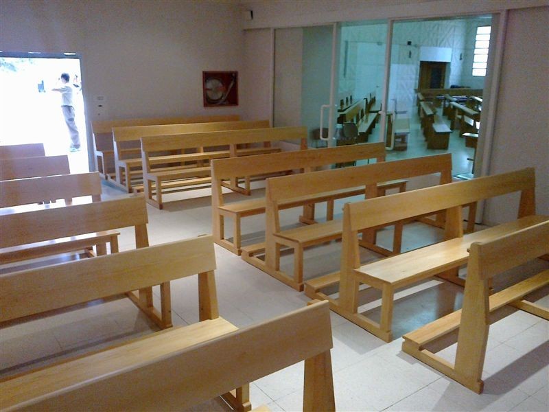 Carpintería Tórtola - Bancos Iglesia